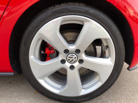 Volkswagen Golf 2.0 GTI LAUNCH Edition 5dr 78000m with 11 services rare 5dr 27