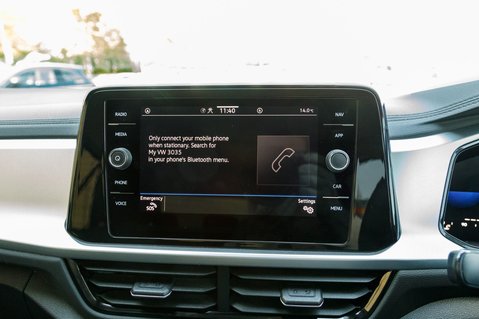 Volkswagen T-Roc LIFE TSI 23