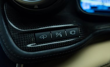 Ferrari GTC4 Lusso V12 20