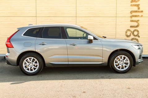 Volvo XC60 D4 MOMENTUM 12