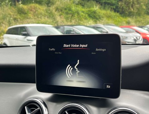 Mercedes-Benz GLA 2.1 GLA 220 AMG Line D 4Matic Auto 4WD 5dr 17