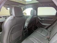 Jaguar F-Pace 2.0 F-PACE R-Dynamic HSE D MHEV AWD Auto 4WD 5dr 39
