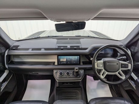 Land Rover Defender 2.0 Defender SE Auto 4WD 5dr 31