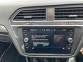 Volkswagen Tiguan Allspace 2.0 TDI SEL Euro 6 (s/s) 5dr 23