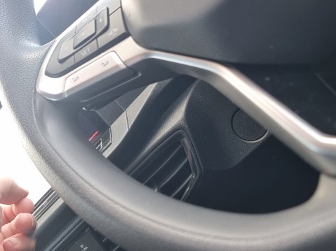 Volkswagen Caddy Maxi C20 TDI COMMERCE 45