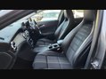 Mercedes-Benz GLA GLA 180 URBAN EDITION 28