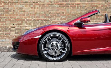 McLaren MP4-12C Spider 11
