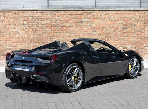 Ferrari 488 Spider 7