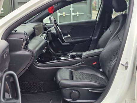 Mercedes-Benz A Class 1.5 A180d Sport (Executive) Hatchback 5dr Diesel 7G-DCT Euro 6 (s/s) (116 p 37
