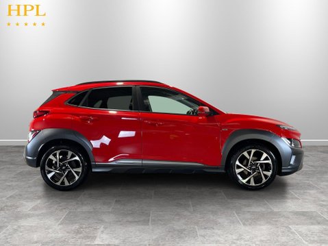 Hyundai KONA 1.0 T-GDi MHEV Premium SUV 5dr Petrol Hybrid Manual Euro 6 (s/s) (120 ps) 8