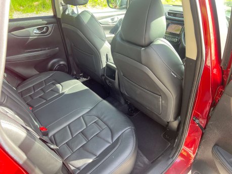 Nissan Qashqai 1.3 Qashqai N-Motion DiG-T 5dr 39
