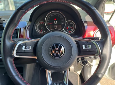 Volkswagen Up GTI 24