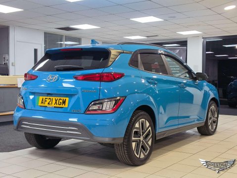 Hyundai KONA 64kWh Premium Auto 5dr (10.5kW Charger) 4