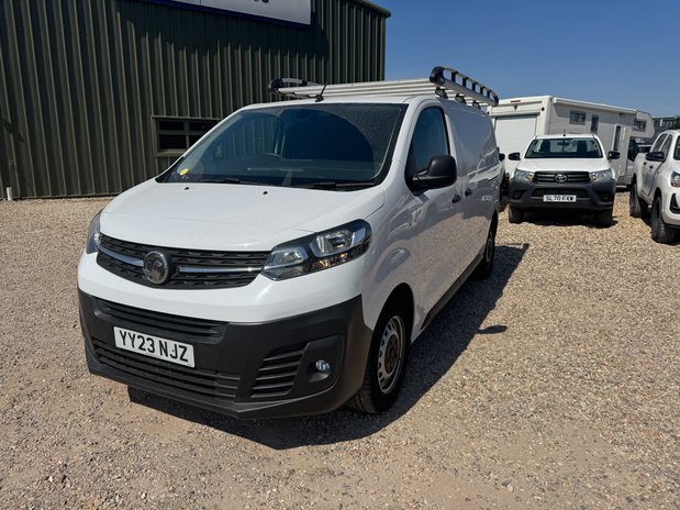 Vauxhall Vivaro SWB L1H1 Low Roof 3100 Air Con Sensors EURO 6 NO V 2