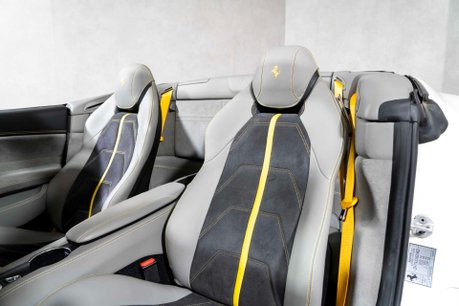 Ferrari California T. MAGNERIDE SUSPENSION. BESPOKE INTERIOR. TWO-TONE BODYWORK. CARPLAY. 24