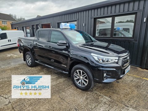 Toyota Hilux INVINCIBLE X 4WD D-4D DCB 1