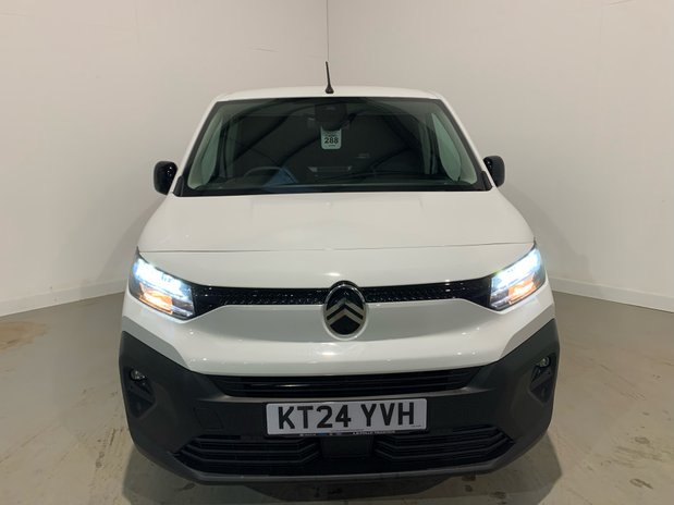 Citroen Berlingo Berlingo M Diesel 1.5 Blue HDi 100ps Van Driver 2