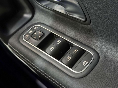 Mercedes-Benz A Class 2.0 A35 AMG (Premium) Hatchback 5dr Petrol SpdS DCT 4MATIC Euro 6 (s/s) (30 57