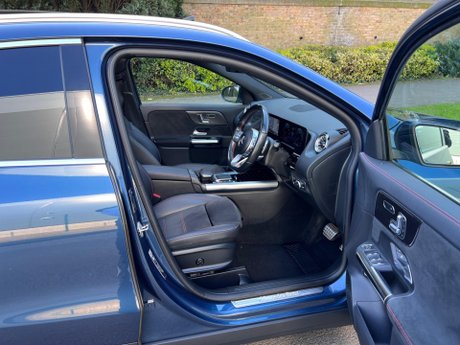 Mercedes-Benz GLA 1.3 GLA180 AMG Line (Premium Plus) 7G-DCT Euro 6 (s/s) 5dr 67