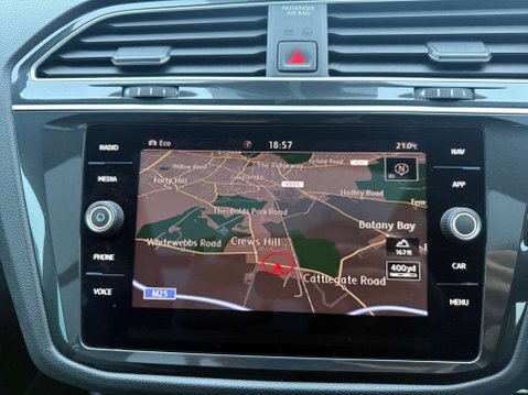 Volkswagen Tiguan 2.0 Tiguan R-Line Tech TSi 4Motion Semi-Auto 4WD 5dr 37