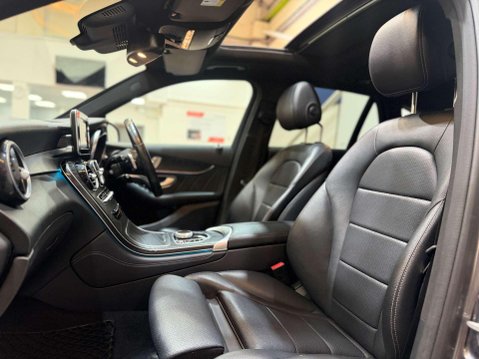 Mercedes-Benz GLC 2.1 GLC220d AMG Line (Premium) SUV 5dr Diesel G-Tronic 4MATIC Euro 6 (s/s) 25