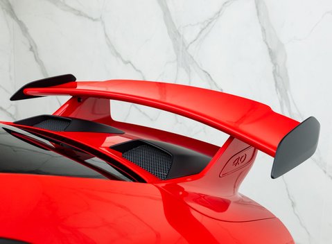 Porsche 911 GT3 (991.2) 28