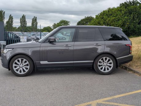 Land Rover Range Rover 4.4 SD V8 Vogue SE SUV 5dr Diesel Auto 4WD Euro 5 (339 ps) 8
