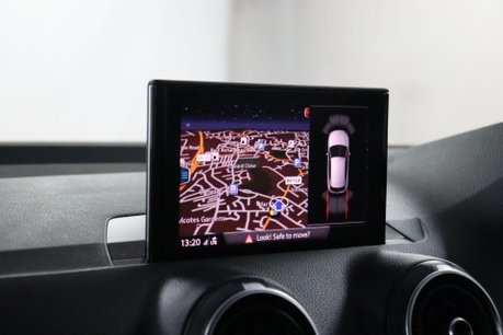 Audi Q2 TFSI SPORT 30