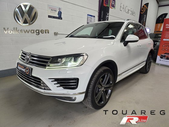 Volkswagen Touareg 3.0 TDI V6 BlueMotion Tech R-Line Plus Tiptronic 4WD Euro 6 (s/s) 5dr