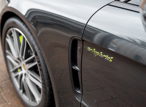 Porsche Panamera Turbo S E-Hybrid 28