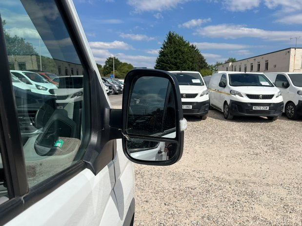 Maxus Deliver 9 MWB L2H3 High Roof Air Con Sensors EURO 6 NO VAT 17