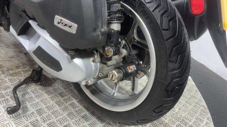 Piaggio Medley 2022 27K CLEAN 125CC LEARNER SCOOTER NEW MOT SERVICED 23