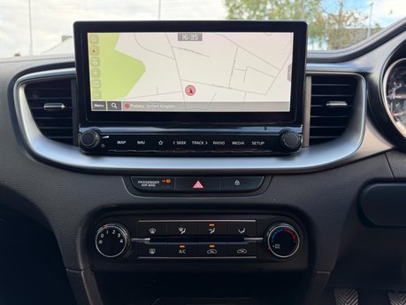 Kia Ceed CRDI 2 NAV ISG MHEV 15