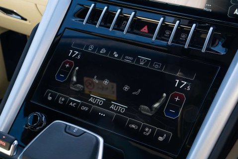 Lamborghini Urus V8 16