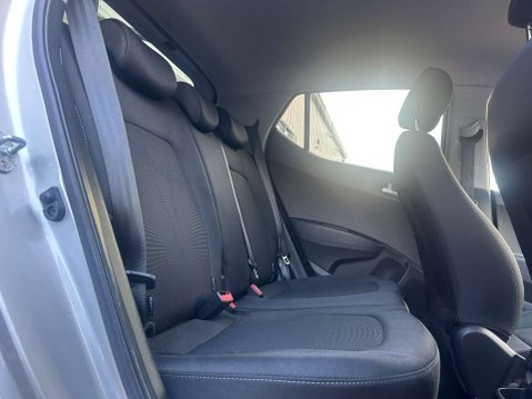 Hyundai i10 1.0 i10 Premium 5dr 14