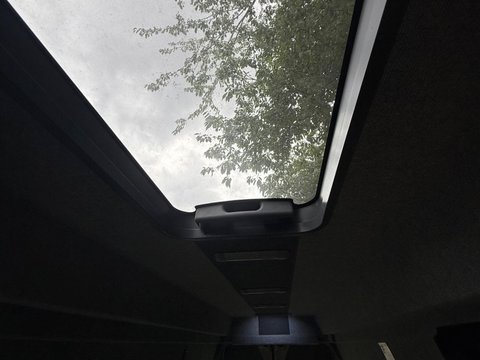 Renault Master 17 seater minibus 26