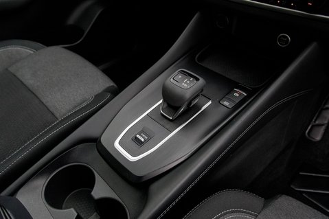 Nissan Qashqai DIG-T N-CONNECTA DCT MHEV 33