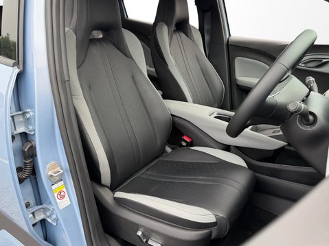 BYD Dolphin Surf 115kW Comfort 43kWh 5dr Auto 17