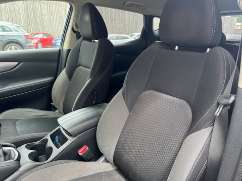 Nissan Qashqai (Sold) 1.5 dCi N-Connecta SUV 5dr Diesel Manual Euro 6 (s/s) (115 ps) 14