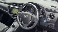 Toyota Auris 1.8 VVT-h Business Edition Hatchback 5dr Petrol Hybrid CVT Euro 6 (s/s) (Sa 25