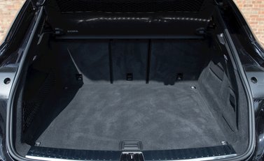 Porsche Cayenne Coupé 30