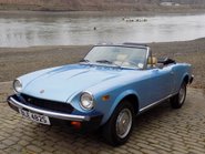 Fiat 124 Spider CS 1800 43