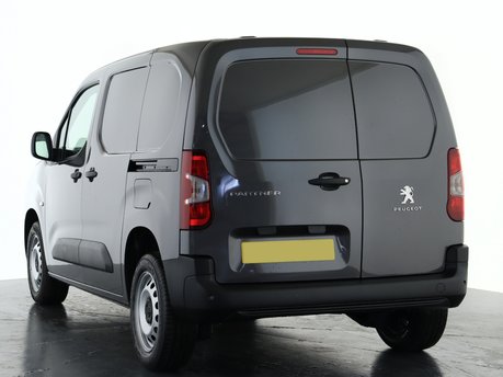 Peugeot Partner Standard 650 1.5 BlueHDi 100 Professional Premium Van 10