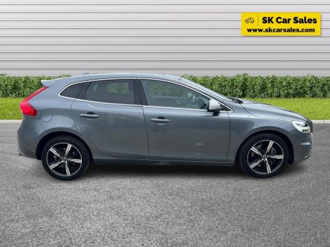Volvo V40 1.5 T3 R-Design Edition Auto Euro 6 (s/s) 5dr 4