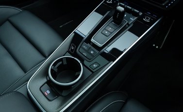 Porsche 911 Turbo S (992) 22