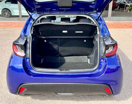 Toyota Yaris 1.5 Yaris Icon HEV CVT 5dr 62