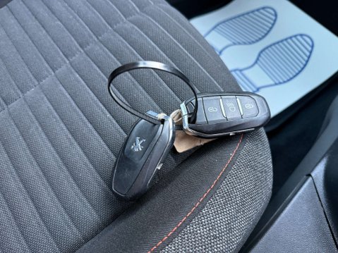 Peugeot 2008 1.2 2008 Active Premium PureTech S/S 5dr 74