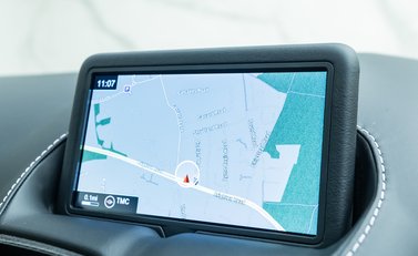 Aston Martin Vantage 16