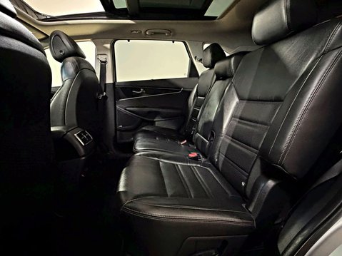 Kia Sorento KX-4 2.2 CRDI AUTOMATIC 4X4 7 SEATER 22