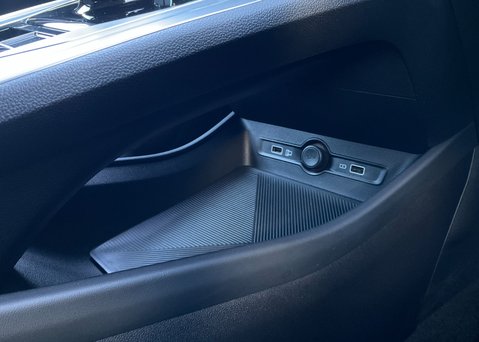 MG MG5 EV 61kWh TROPHY 22